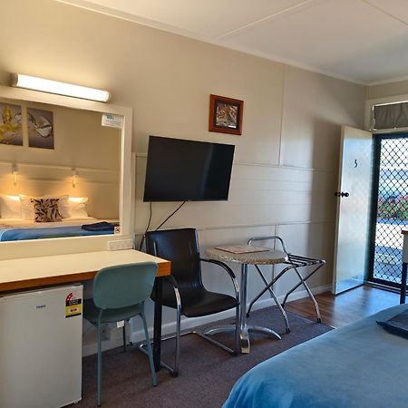Donald Riverside Motel ภายนอก รูปภาพ