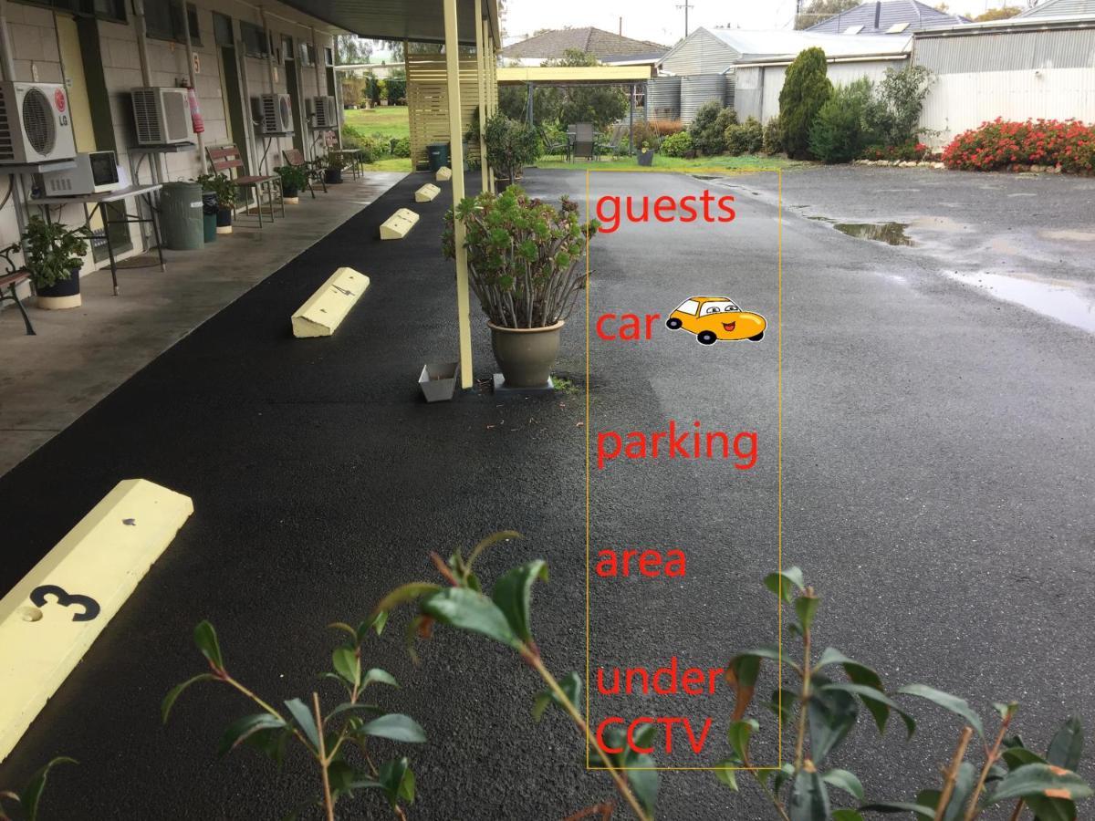 Donald Riverside Motel ภายนอก รูปภาพ