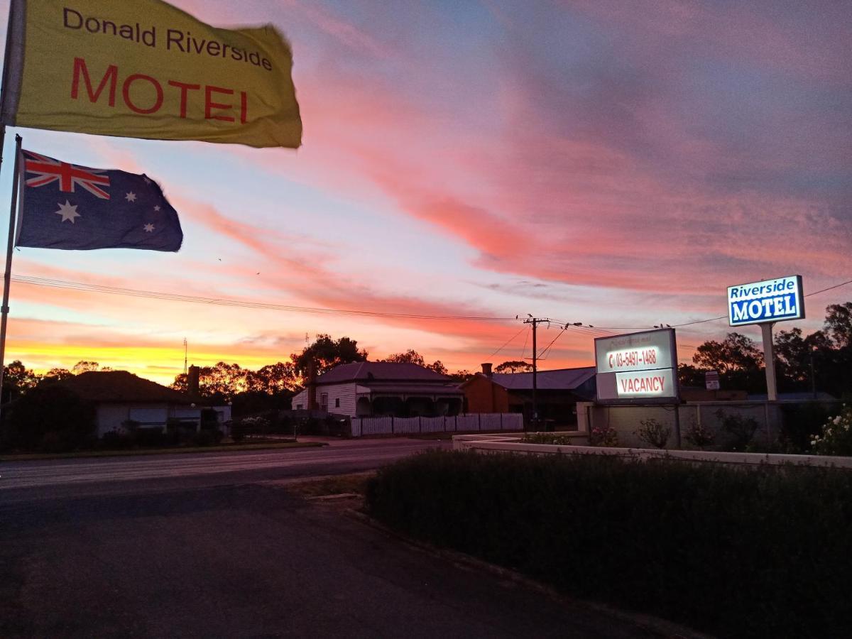 Donald Riverside Motel ภายนอก รูปภาพ