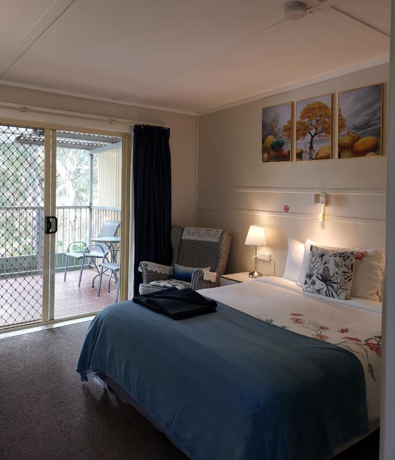 Donald Riverside Motel ภายนอก รูปภาพ