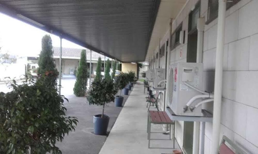 Donald Riverside Motel ภายนอก รูปภาพ